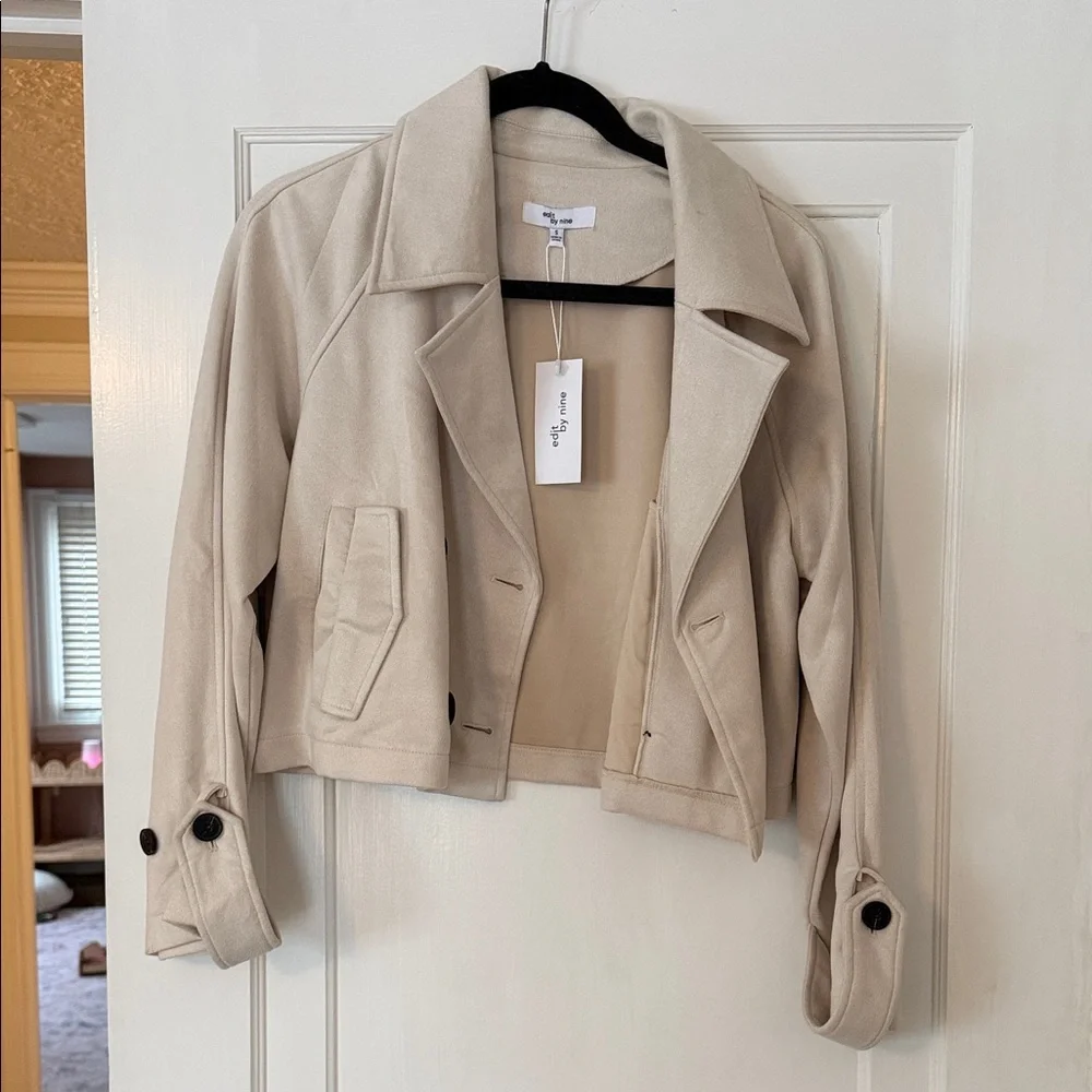 Chic Cream Trench Coat - Picture 7 of 7